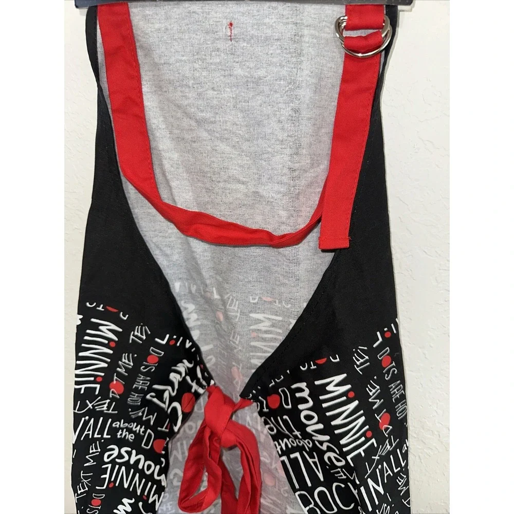 Disney Minnie Mouse Apron Rockin All The Dots Black Red Graphic Kitchen New